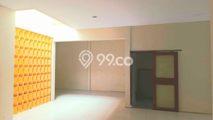 Disewakan! Rumah 3 Kamar Tidur &
2 Kamar Mandi di Kosambi, Bandung Disewakan! Rumah 3 Kamar Tidur &
2 Kamar Mandi di Kosambi, Bandung