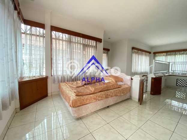 Dijual Rumah Mewah Elegan Dengan View Eksklusif di Dago Pakar, Bandung Dijual Rumah Mewah Elegan Dengan View Eksklusif di Dago Pakar, Bandung