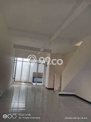 Ruko Disewa di Bandung dengan LB 141m2 Area Komersial Ramai Ruko Disewa di Bandung dengan LB 141m2 Area Komersial Ramai