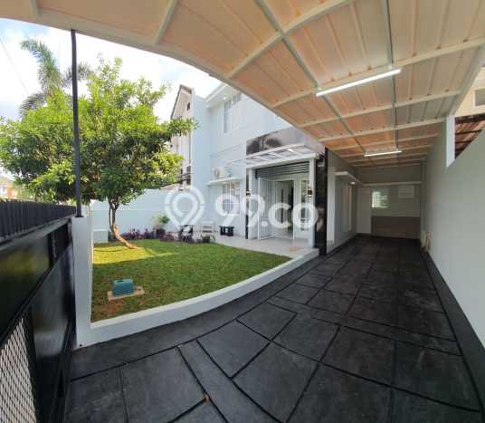Rumah Strategis Minimalis Lb 136m2 di BSD, Tangerang Selatan Rumah Strategis Minimalis Lb 136m2 di BSD, Tangerang Selatan