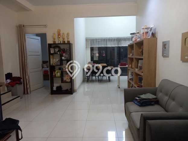 Dijual Rumah 6 Kamar Lokasi Strategis Bagus dan Strategis di Serpong Utara Dijual Rumah 6 Kamar Lokasi Strategis Bagus dan Strategis di Serpong Utara