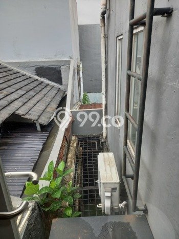 Dijual Rumah 6 Kamar Lokasi Strategis Bagus dan Strategis di Serpong Utara Dijual Rumah 6 Kamar Lokasi Strategis Bagus dan Strategis di Serpong Utara