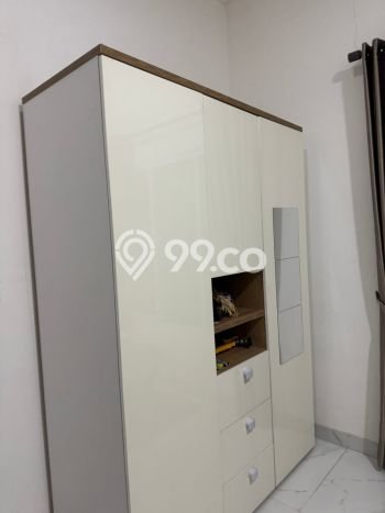 Rumah Mewah LB 120m2 Siap Huni Desain Elegan di Joglo, Jakarta Barat Rumah Mewah LB 120m2 Siap Huni Desain Elegan di Joglo, Jakarta Barat