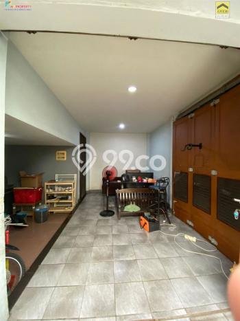 Rumah Elit LB 400m2 Siap Pakai Desain Elegan di Otista, Jakarta Timur Rumah Elit LB 400m2 Siap Pakai Desain Elegan di Otista, Jakarta Timur