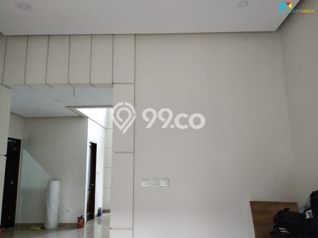 Rumah 5 KT 6 KM di Lokasi Strategis Duren Sawit, Jakarta Timur Rumah 5 KT 6 KM di Lokasi Strategis Duren Sawit, Jakarta Timur