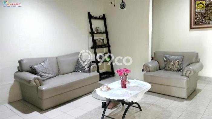 Ready to Use! Luxury House LT 1061m2 Desain Modern di Condet Ready to Use! Luxury House LT 1061m2 Desain Modern di Condet