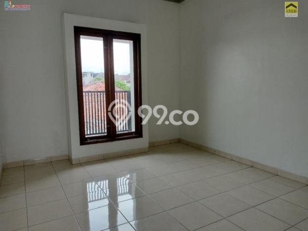 Jual Rumah Favorit Siap Huni LB 200m2 di Jagakarsa, Jakarta Selatan Jual Rumah Favorit Siap Huni LB 200m2 di Jagakarsa, Jakarta Selatan