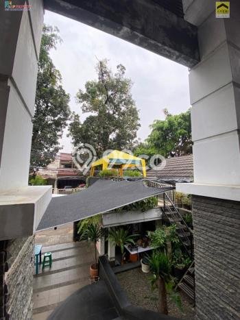 Rumah Elit LB 400m2 Siap Pakai Desain Elegan di Otista, Jakarta Timur Rumah Elit LB 400m2 Siap Pakai Desain Elegan di Otista, Jakarta Timur