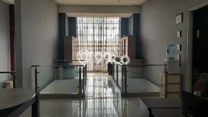 Rumah Mewah Dijual LT 600m2 di Kiaracondong, Bandung Rumah Mewah Dijual LT 600m2 di Kiaracondong, Bandung
