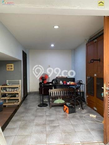 Rumah Elit LB 400m2 Siap Pakai Desain Elegan di Otista, Jakarta Timur Rumah Elit LB 400m2 Siap Pakai Desain Elegan di Otista, Jakarta Timur