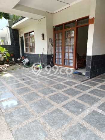 Dijual Cepat Rumah Favorit Siap Huni LB 225m2 di Arcamanik, Bandung Dijual Cepat Rumah Favorit Siap Huni LB 225m2 di Arcamanik, Bandung