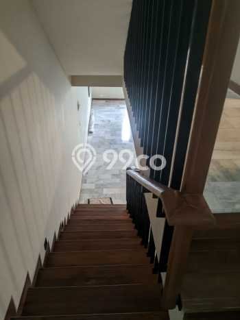 Rumah Luxury Modern Siap Huni di Rawamangun Jakarta Timur Rumah Luxury Modern Siap Huni di Rawamangun Jakarta Timur