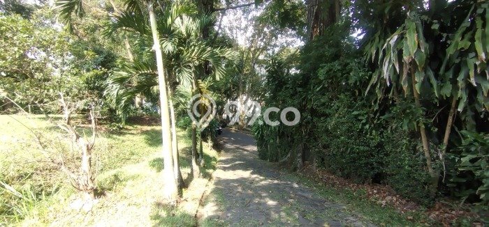 Kavling Tanah untuk Dijual di Dago, Bandung, Luas 1310m2 Kavling Tanah untuk Dijual di Dago, Bandung, Luas 1310m2