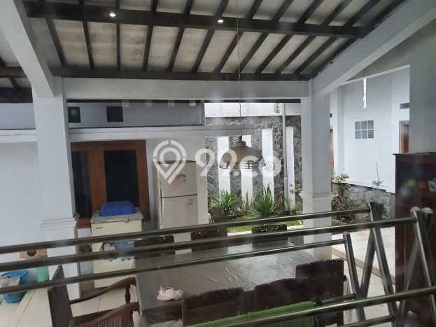 Jual Rumah Mewah Megah Dengan View Eksklusif di Geger Kalong, Bandung Jual Rumah Mewah Megah Dengan View Eksklusif di Geger Kalong, Bandung