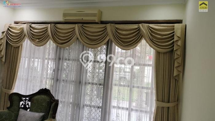 Ready to Use! Luxury House LT 1061m2 Desain Modern di Condet Ready to Use! Luxury House LT 1061m2 Desain Modern di Condet