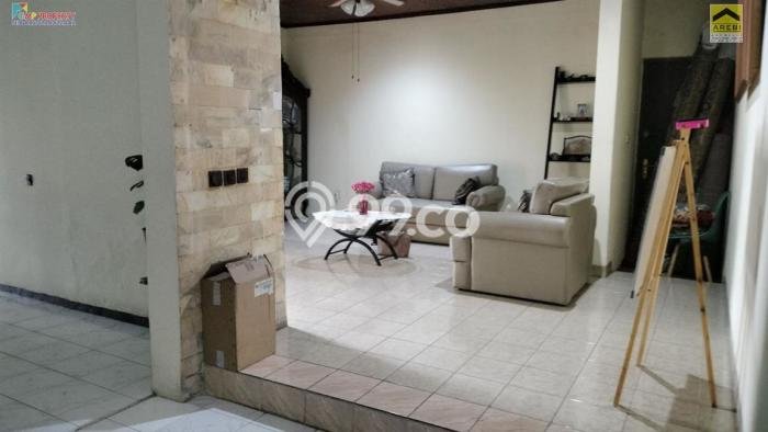 Ready to Use! Luxury House LT 1061m2 Desain Modern di Condet Ready to Use! Luxury House LT 1061m2 Desain Modern di Condet