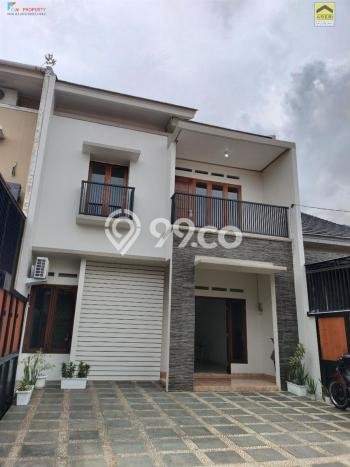 Jual Rumah Favorit Siap Huni LB 200m2 di Jagakarsa, Jakarta Selatan Jual Rumah Favorit Siap Huni LB 200m2 di Jagakarsa, Jakarta Selatan