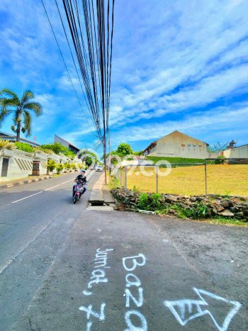 Tanah Dijual Lokasi Strategis di Jakarta Selatan dengan Luas 1340m2 Tanah Dijual Lokasi Strategis di Jakarta Selatan dengan Luas 1340m2