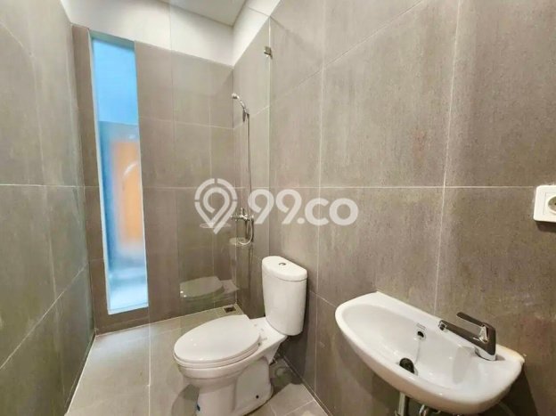 Jual Rumah Strategis Bagus Punya 3 KT di Kebon Jeruk Jakarta Barat SHM Jual Rumah Strategis Bagus Punya 3 KT di Kebon Jeruk Jakarta Barat SHM