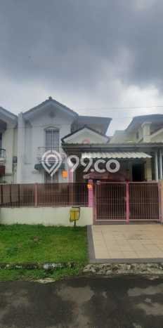 Rumah Mewah Siap Huni LT 160m2 di BSD, Tangerang Selatan Rumah Mewah Siap Huni LT 160m2 di BSD, Tangerang Selatan