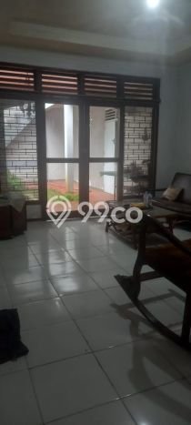 For Sale! Luxury House LT 375m2 Desain Modern di Cinere For Sale! Luxury House LT 375m2 Desain Modern di Cinere