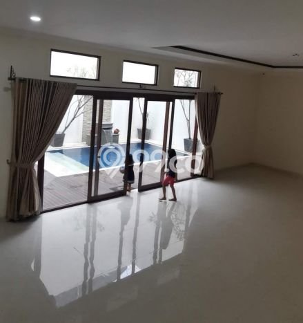 Rumah Luxury Modern Tanpa Renovasi di Banjar Wijaya Tangerang Rumah Luxury Modern Tanpa Renovasi di Banjar Wijaya Tangerang