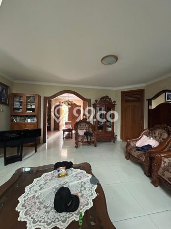 Siap Huni Rumah Mewah 7 Kamar di BSD Dekat ke Mana Pun Siap Huni Rumah Mewah 7 Kamar di BSD Dekat ke Mana Pun