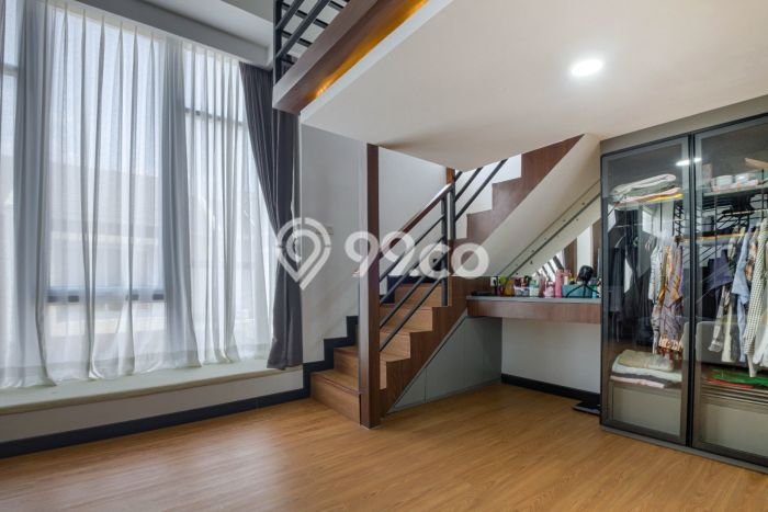 Jual Rumah Eksklusif 4 KT di Bintaro, Tangerang Selatan Jual Rumah Eksklusif 4 KT di Bintaro, Tangerang Selatan