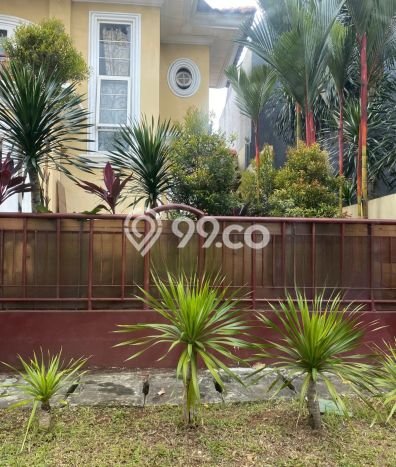 Siap Huni Rumah Mewah 4 Kamar di BSD Dekat ke Mana Pun Siap Huni Rumah Mewah 4 Kamar di BSD Dekat ke Mana Pun