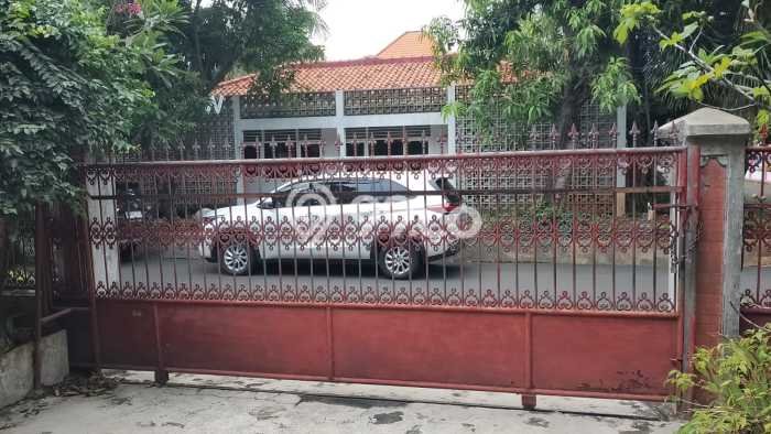Siap Huni Rumah Mewah 6 Kamar di Tebet Dekat ke Mana Pun Siap Huni Rumah Mewah 6 Kamar di Tebet Dekat ke Mana Pun