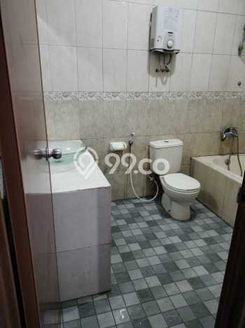 Rumah Strategis Modern Lb 100m2 di Cipondoh, Tangerang Rumah Strategis Modern Lb 100m2 di Cipondoh, Tangerang