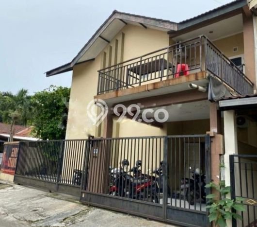 Hunian Cantik Modern Lb 200m2 di BSD, Tangerang Selatan Hunian Cantik Modern Lb 200m2 di BSD, Tangerang Selatan
