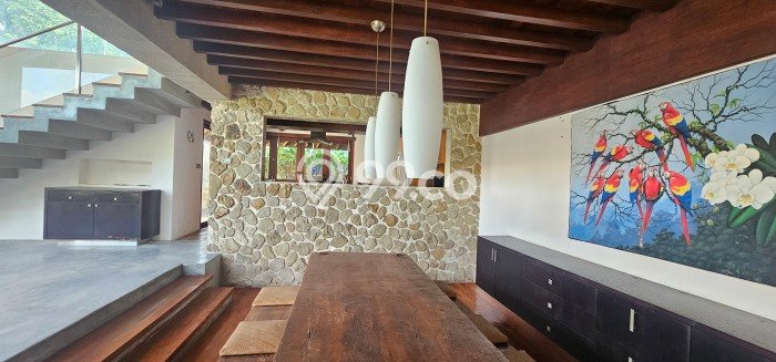 Disewakan Rumah Strategis LT 1800m2 / LB 500m2 di Pererenan, Badung Disewakan Rumah Strategis LT 1800m2 / LB 500m2 di Pererenan, Badung