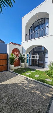 Properti Strategis! Vila Kawasan , Luas 144m2m², Area Premium dengan potensi meningkat Properti Strategis! Vila Kawasan , Luas 144m2m², Area Premium dengan potensi meningkat