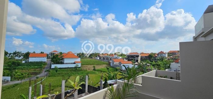 Sewa Rumah Murah di Tibubeneng Badung Punya 3 Kamar Tidur Sewa Rumah Murah di Tibubeneng Badung Punya 3 Kamar Tidur