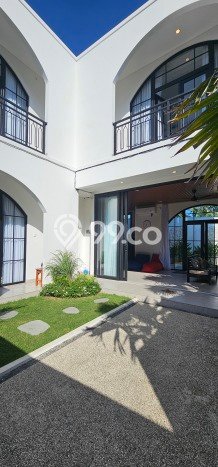 Properti Strategis! Vila Kawasan , Luas 144m2m², Area Premium dengan potensi meningkat Properti Strategis! Vila Kawasan , Luas 144m2m², Area Premium dengan potensi meningkat