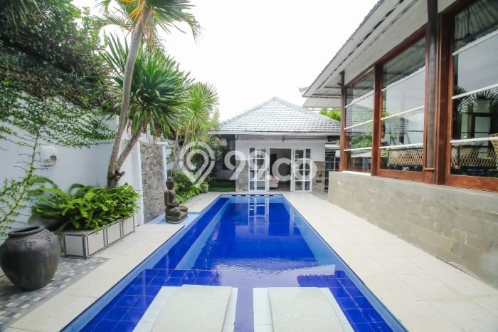 DIJUAL! Vila Kawasan , Luas 475m2m², Dekat Mudah Fasilitas Umum DIJUAL! Vila Kawasan , Luas 475m2m², Dekat Mudah Fasilitas Umum