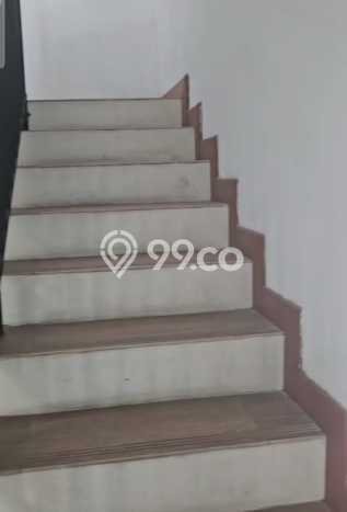 Ready to Use! Luxury House LT 230m2 Desain Elegan di Buah Batu Ready to Use! Luxury House LT 230m2 Desain Elegan di Buah Batu