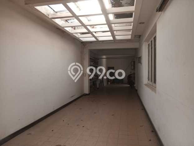 Rumah Elit Modern Tanpa Renovasi di Sayap Dago Bandung Rumah Elit Modern Tanpa Renovasi di Sayap Dago Bandung