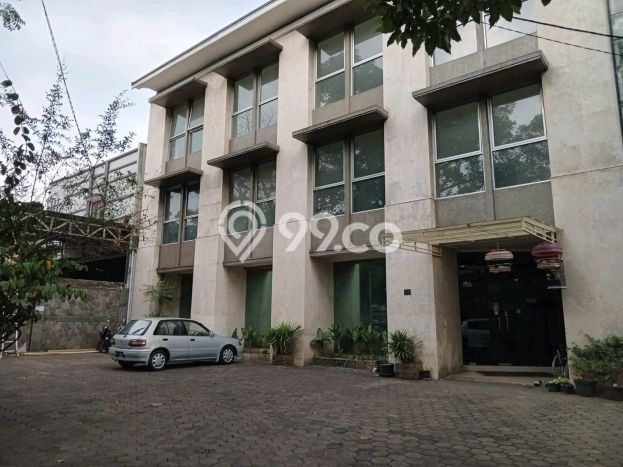 FOR SALE! Kantor di Supratman Bandung, LT 800m2, LB 500m2 FOR SALE! Kantor di Supratman Bandung, LT 800m2, LB 500m2