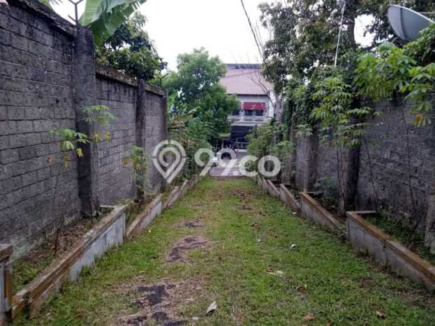 Rumah Mewah LB 1000m2 Siap Huni Desain Elegan di Dago Pakar, Bandung Rumah Mewah LB 1000m2 Siap Huni Desain Elegan di Dago Pakar, Bandung