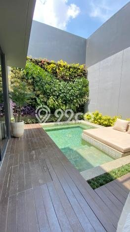 BEST OFFER! Rumah Siap Huni di Summarecon Bandung, LT 240m2m² Bangunan 239m2m² BEST OFFER! Rumah Siap Huni di Summarecon Bandung, LT 240m2m² Bangunan 239m2m²