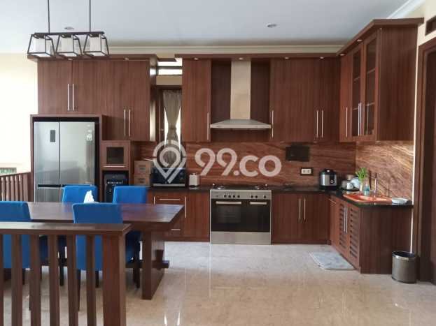 Rumah Elit LB 400m2 Siap Huni Desain Elegan di Ciumbuleuit, Bandung Rumah Elit LB 400m2 Siap Huni Desain Elegan di Ciumbuleuit, Bandung