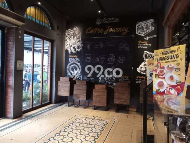 Rumah Luxury Modern Tanpa Renovasi di Cihampelas Bandung Rumah Luxury Modern Tanpa Renovasi di Cihampelas Bandung