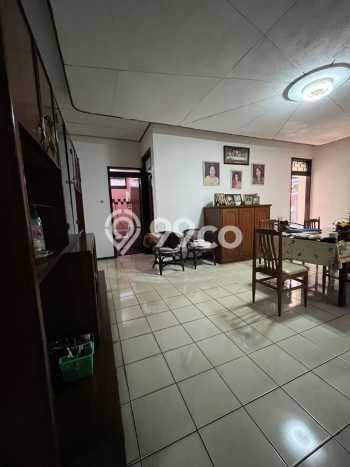Hunian Elit LB 160m2 Siap Pakai Desain Elegan di Setiabudi, Bandung Hunian Elit LB 160m2 Siap Pakai Desain Elegan di Setiabudi, Bandung