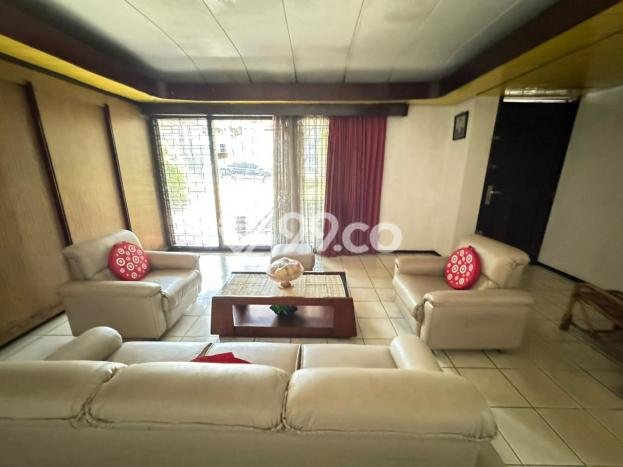 Hunian Elit LB 160m2 Siap Pakai Desain Elegan di Setiabudi, Bandung Hunian Elit LB 160m2 Siap Pakai Desain Elegan di Setiabudi, Bandung