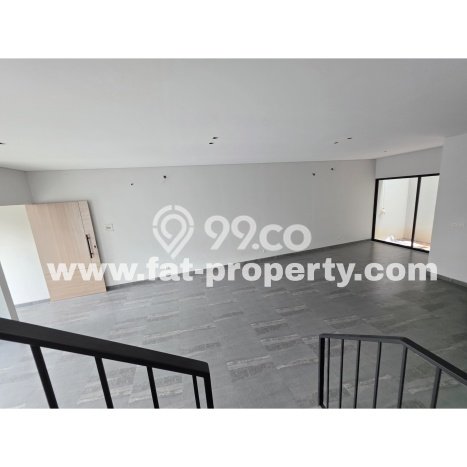 Untuk Dijual! Ruko di Slipi Jakarta Barat LT 138m2 / LB 350m2 Kawasan Bisnis Untuk Dijual! Ruko di Slipi Jakarta Barat LT 138m2 / LB 350m2 Kawasan Bisnis