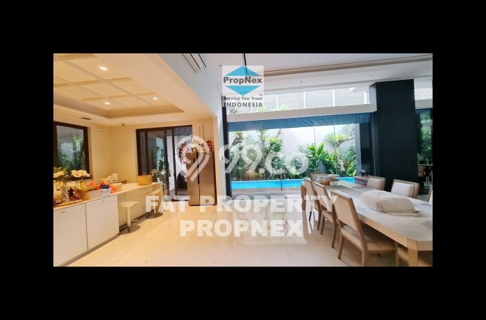 Hunian Mewah LB 1250m2 Siap Huni Desain Elegan di Puri Indah, Jakarta Barat Hunian Mewah LB 1250m2 Siap Huni Desain Elegan di Puri Indah, Jakarta Barat
