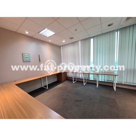 Dijual! Kantor di Puri Indah Jakarta Barat LT 377m2 / LB 377m2 Kawasan Strategis Dijual! Kantor di Puri Indah Jakarta Barat LT 377m2 / LB 377m2 Kawasan Strategis