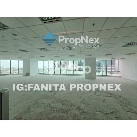Dijual Kantor Area Bisnis di , Luas 392m2m², Jalan Raya Dijual Kantor Area Bisnis di , Luas 392m2m², Jalan Raya